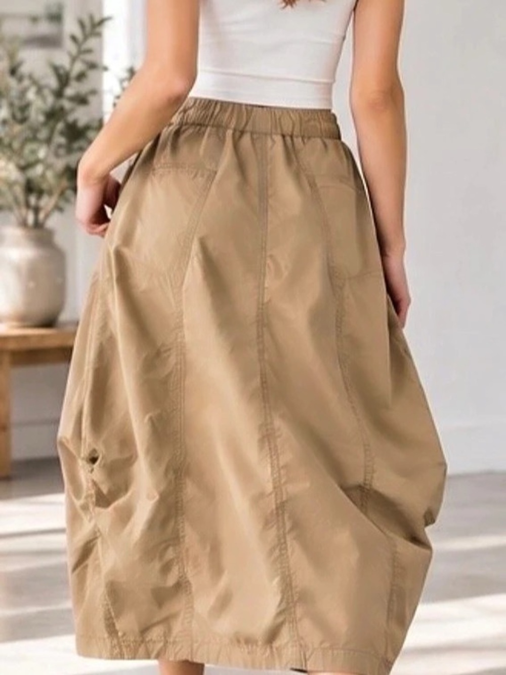 Easel Midi Cargo Skirt in Brown Size Small